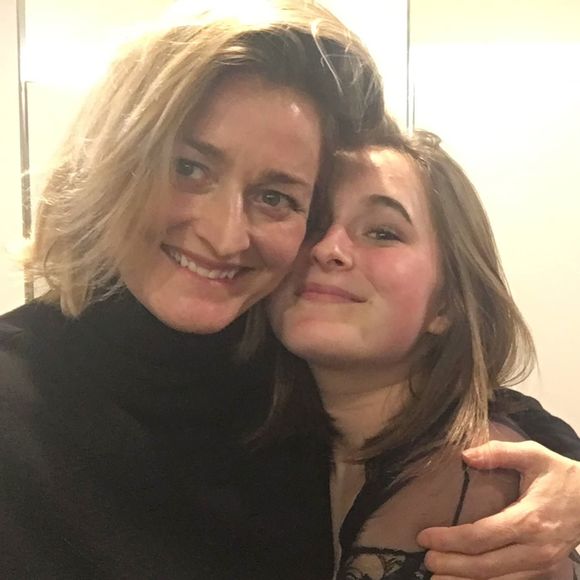 Meet your Posher, Hk - Picture 1 of 1